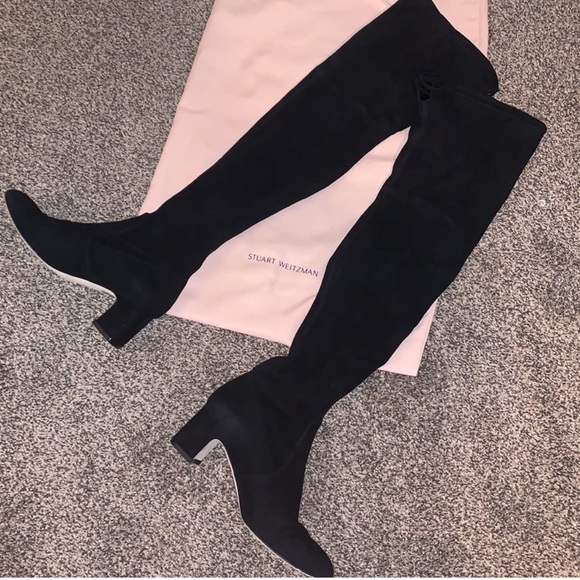 Blogger favorite Stuart Weitzman over the knee suede boots - Picture 3 of 4